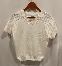 Vintage 80’s-90’s creamy white scallop trim knit crochet dreamy angel sweater