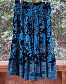 Serengeti Blue And Black Pleated Pull On Maxi Skirt Size M (10-12)