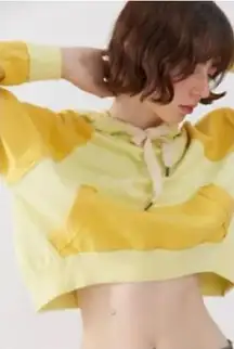 BDG Boxy Curved Hem Relaxed Fit Hoodie. Sweatshirt