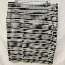 LOFT Black‎ & White Geometric Knit Pencil Skirt Size 14