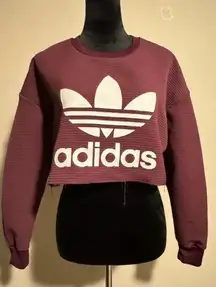 EUC Adidas Burgundy and White Long Sleeve Graphic Cropped Sweater size small
