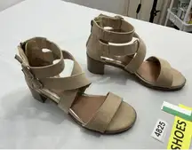 Womans Francescaf Halden Sandals 7 M Tan Back Zip Strappy Open Toe Heel
