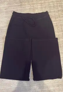 Aritzia TNA Pants