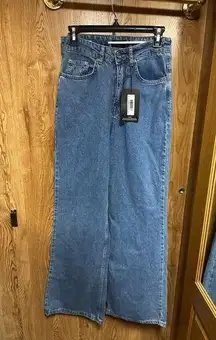 Pretty Little‎ Thing Women's Blue Jeans size 2