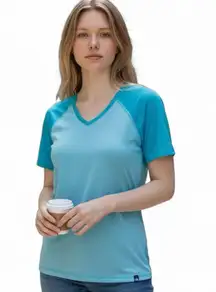 🔵SALE 3/$25 THE NORTH FACE STRIPED LIGHT BLUE SHORT SLEEVE TOUND NECK TOP S