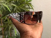 Y2K Mcbling Whimsygoth Gothic Baddie Cyber Vixen Trendy Streetwear Brown cross sunglasses rhinestone silver bedazzled studs Grunge Gorpcore Zebra Striped Oversize Round White Black #acubi