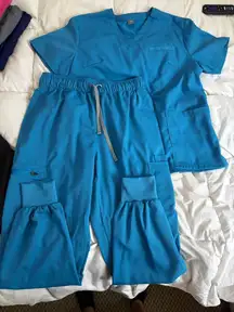 Blue eBay scrubs 
