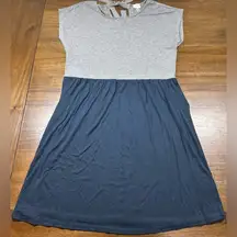 Tunic Dress Size L Light & Dark Gray Scoop Neck Short Sleeve