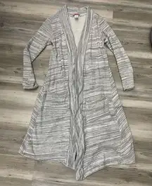 Pretty Little Thing Cardigan, Medium, EUC , terry cloth inside, front pockets