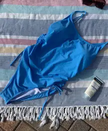 Aqua One Piece Swimsuit Size L NWOT Adjustable Straps Ruched Sides Lined