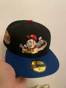 New Era Cap Myfitteds Cincinnati reds sliding mascot Mario inspo world champions patch size 7 1/8 brand new