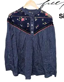 Free People Women's Blouse Hearts And Colors Striped Navy And Floral Size S EUC