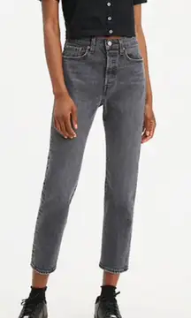 NWOT  Levi's Premium WEDGIE STRAIGHT FIT WOMEN'S JEANS