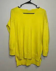 Aaron‎ & Amber Yellow V-Neck Sweater - S/M