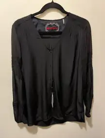 NWT Robert Graham‎ Blaine women’s blouse sz medium
