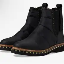 NEW! Free People Women's Atlas Puffer Chelsea Boot 38.5 (Size 8‎ Women’s)