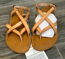 Brand new w/tags Amazon essentials womens faux leather gladiator sandals 7.5 🎉