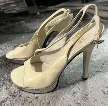 Stuart Weitzman Heel