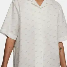 Nike Women's Sportswear Everyday Modern Oversize Button Shirt Size XL SKU#B2476