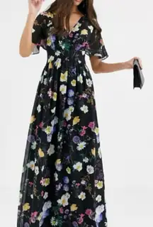 NWT Little mistress Floral‎ Black Maxi Dress