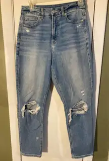 American Eagle Curvy Mom Jean Size 2