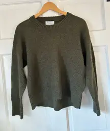 Old navy Green sweater 