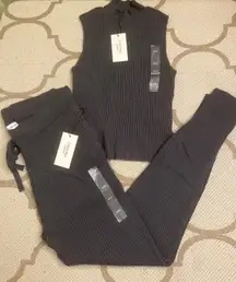 Calvin Klein Jeans Soft Ribbed Knit Joggers & mockneck top gray set, size M, NWT