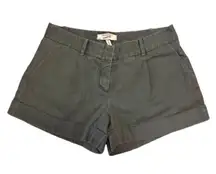 BCBGMaxAzria Runway Olive Green Pleated Chino Shorts Size 4 Retro 1990s Preppy
