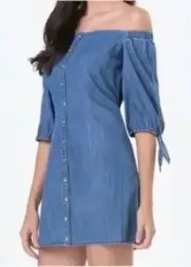 ✨Bebe Off Shoulder Front Button Denim Dress✨