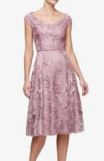 Alex Evenings Pink Embroidered Cap Sleeve Flare Party Dress Size 4 Wedding Guest