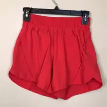 Lululemon Women’s Track That Mid Rise Coral Red Lined Athletic Workout Shorts