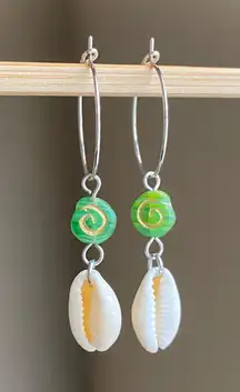 Handmade quality Czech glass beads snail shell & natural cowrie seashell hoop dangle earrings 🌀💕