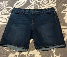 Lane Bryant Bermuda Jean shorts. Size 22. Excellent condition.