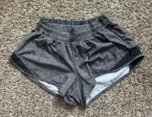 Lululemon Hotty Hot Shorts 2.5”