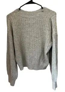 Pink Rose Medium light‎ gray long sleeve cropped crewneck sweater