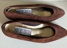 Mootsies Tootsies Chocolate Suede Leather Kitten pumps Heels Shoes NWOT  Size 8