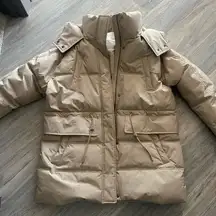 SALE! LIKE NEW  LUCKY BRAND SAND / TAN PUFFER JACKET WITH WAIST DRAWSTRING  M