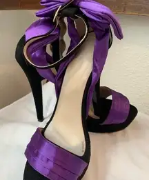 Elegant Purple and Black Women's Heels.