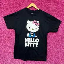 Hello Kitty Sitting Sideways Kawaii Anime Sanrio Tee M