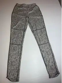 Gymshark Dry Sculpt Leggings Small Gray Patterned Athletic Workout‎ Gym S