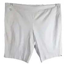 Avenue Plus Size 26 Shorts White Solid High Rise Pull On 12 Inch Stretch 467‎