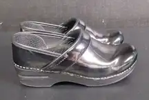 Dansko Women's Black Clogs SIze 37 SKU 2101