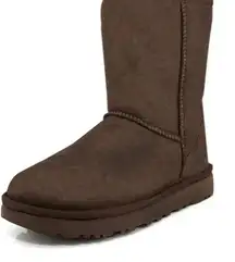 UGG Women's Leather‎ Short II Boot Size 5