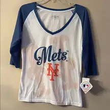 Women’s NY METS Vee Neck Shirt NWT Size Large