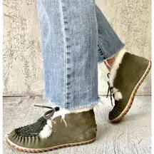 Sorel Women’s NL2338 Wool-Lined Moccasin Booties – Size 10 – Green