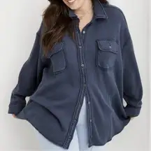 AERIE WOMENS NAVY BLUE LUMBERJANE WAFFLE BUTTON DOWN SHIRT LARGE OVERSIZED
