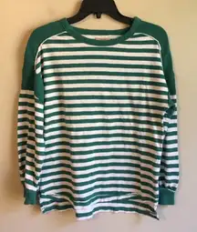 True Craft XS green sweater