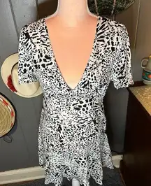 Anna-Kaci Snow Leopard Dress Deep V- Neck with Ruffle Trim Bottom Medium