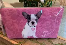 BETSEY JOHNSON PINK “FRENCHIE” WRISTLET/ COSMETIC