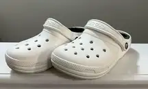 CROCS Classic Lined Clog size Men’s 4 Women’s 6, White with gray lining, comfy